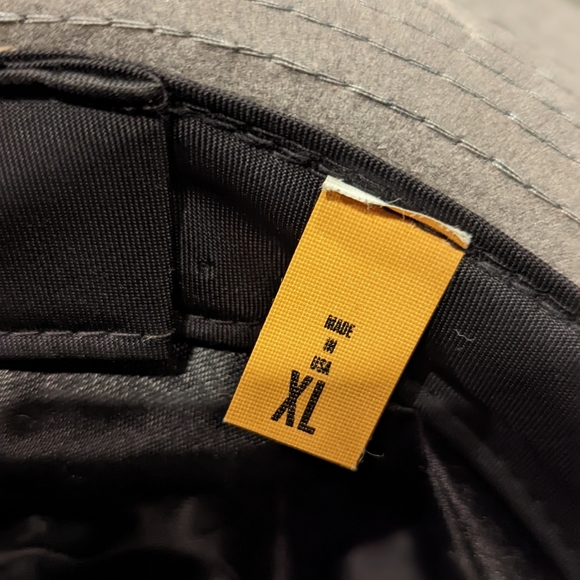 Henchel grey suede fedora. Beautiful material and texture! - Picture 4 of 4